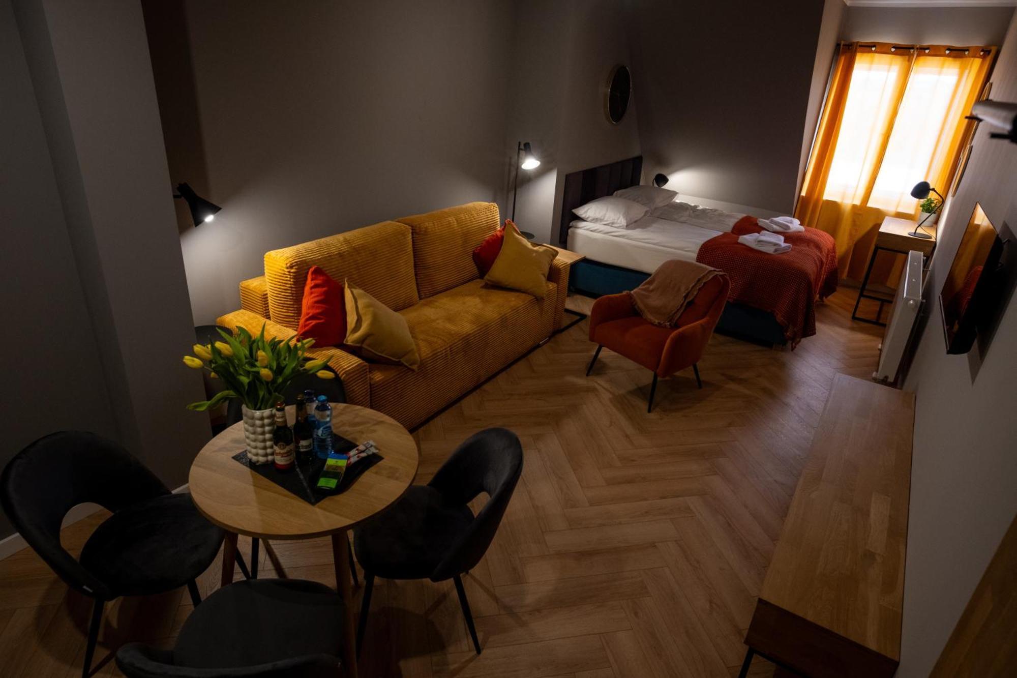 Apartamenty Drevny Kocur Poznań Esterno foto