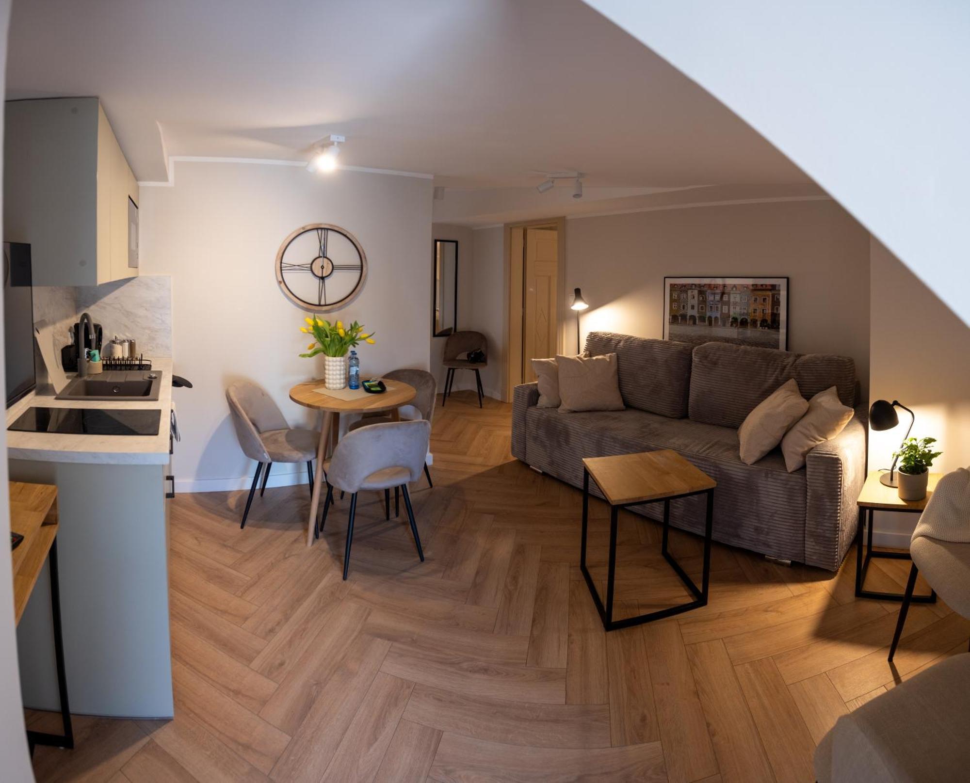 Apartamenty Drevny Kocur Poznań Esterno foto