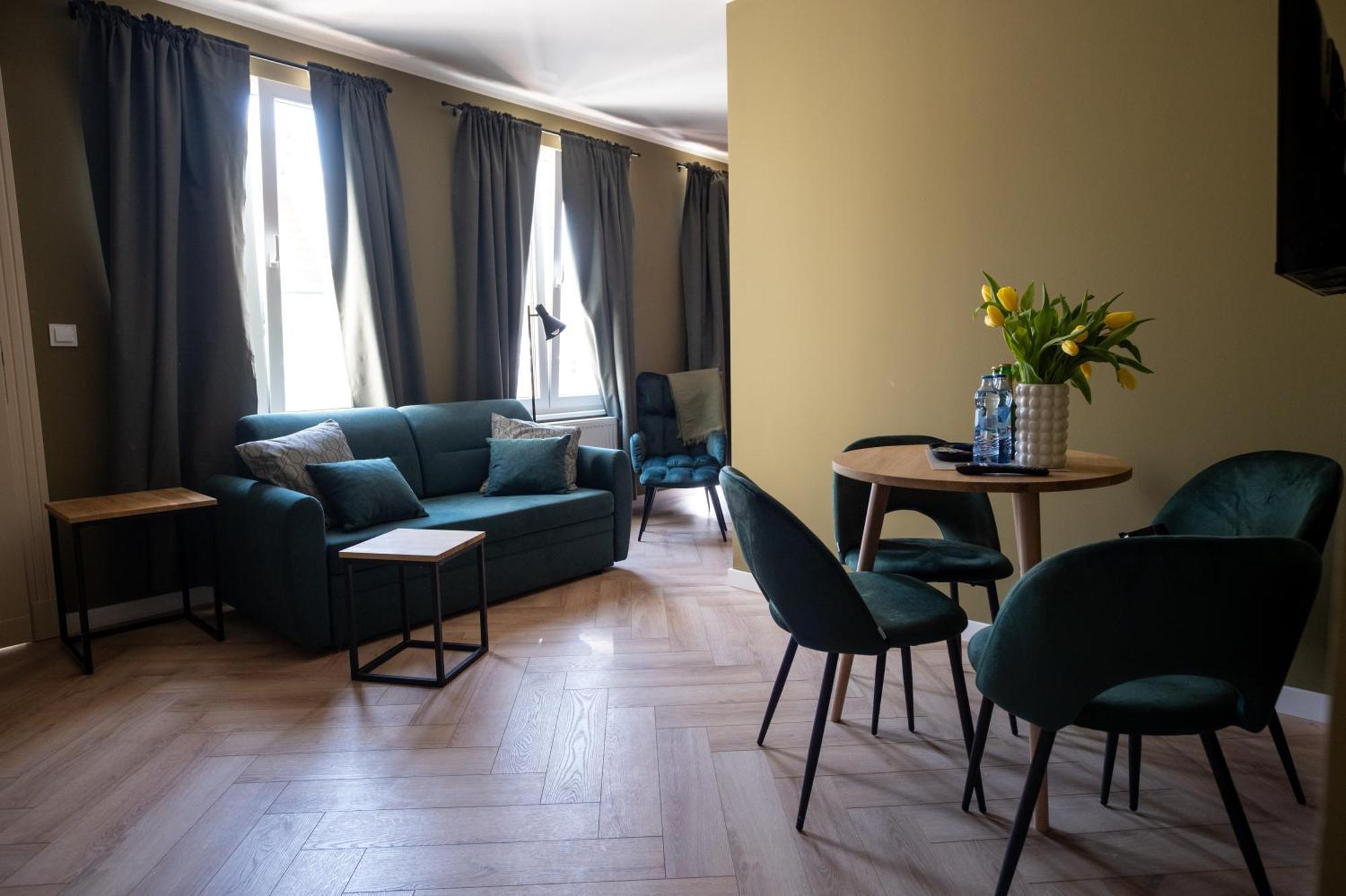 Apartamenty Drevny Kocur Poznań Esterno foto