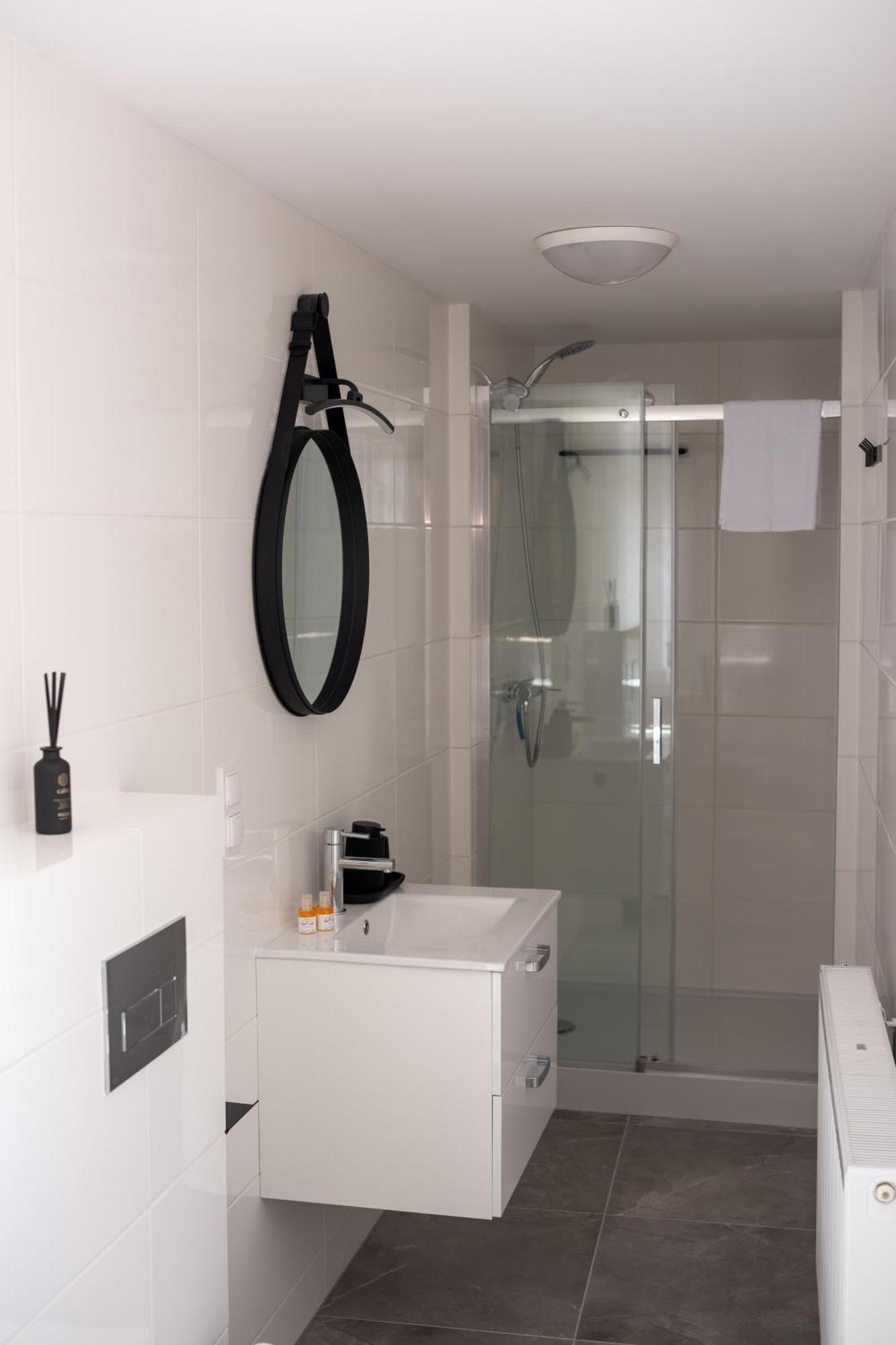 Apartamenty Drevny Kocur Poznań Esterno foto