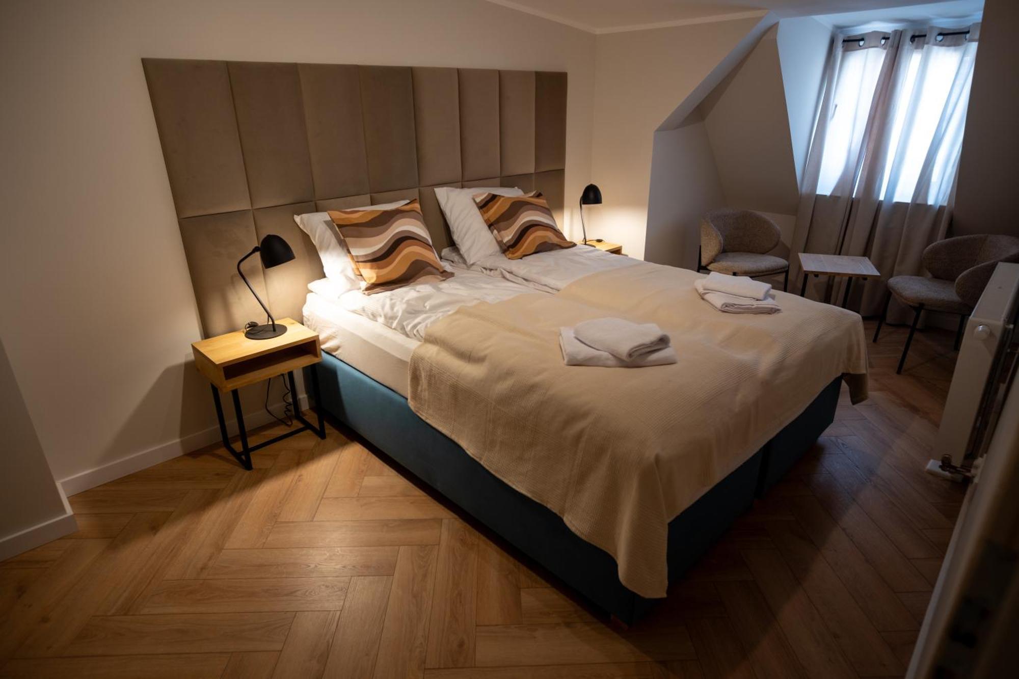 Apartamenty Drevny Kocur Poznań Esterno foto